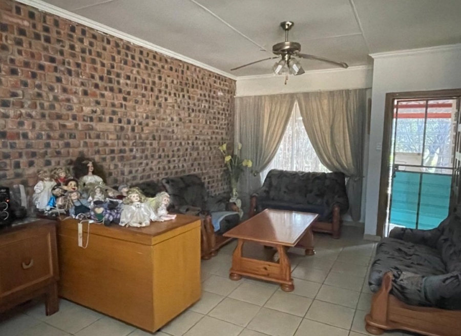 4 Bedroom Property for Sale in Olive Hill Free State